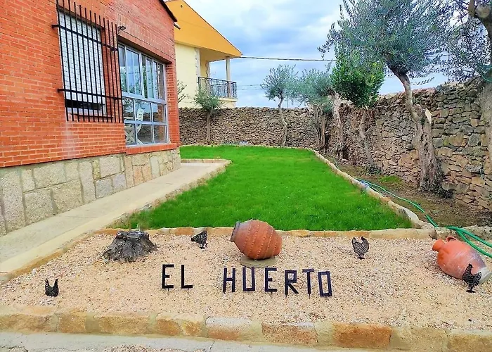 Casa Rural El Huerto Con Jardin